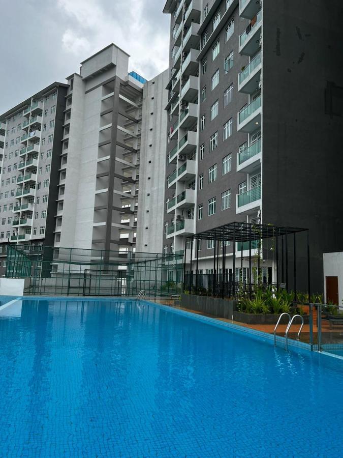 Ilsham Guest House @ Seroja Hills Bbst Sepang Exterior foto